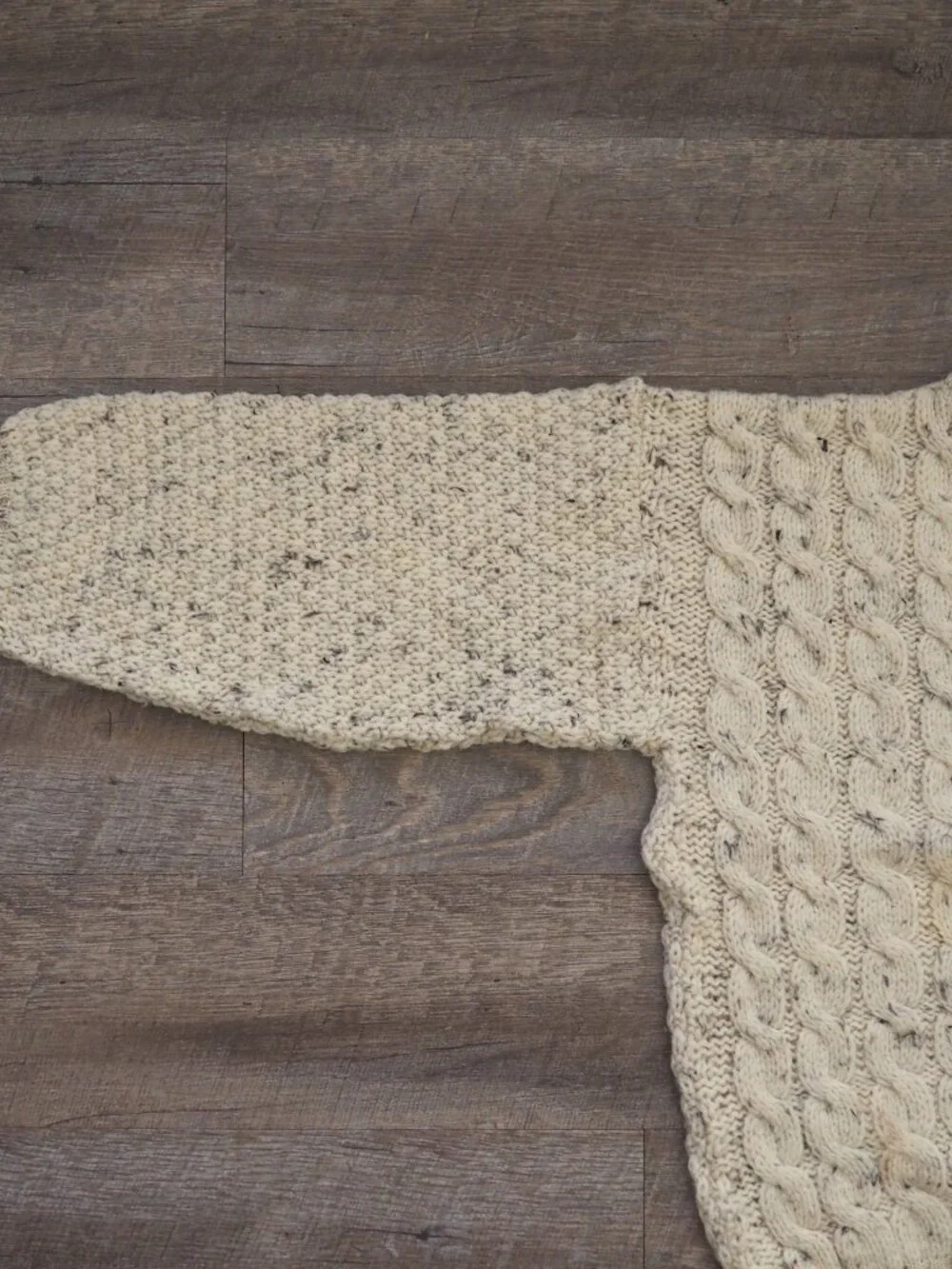 Vintage Cottage Knitwear Aran by Classic Knits Chunky Fisherman Cable Knit - Picture 4 of 9